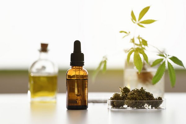 CBD Anwendung leicht gemacht – so nutzen Sie Cannabidiol sinnvoll 