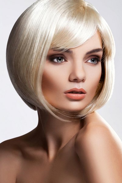 Bob Frisuren kurz und mittellang: Blonder, eleganter Bob