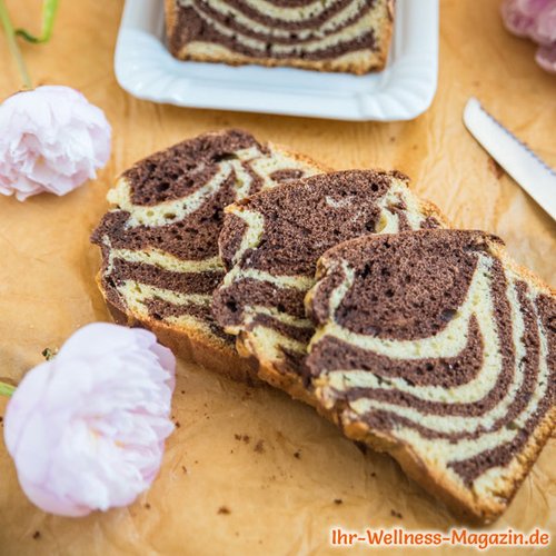 Einfacher Low Carb Zebra-Rührkuchen