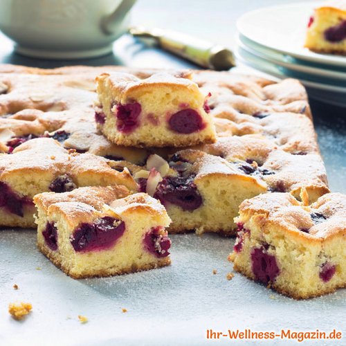 Low-Carb-Rührkuchen mit Kirschen