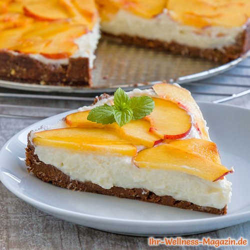 Low-Carb-Joghurttorte mit Pfirsich