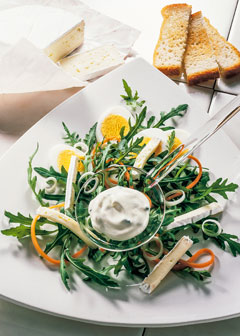 Rucola-Salat mit Joghurt-Dressing