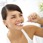 weiter zu - Zahnschmerzen durch Zahnpflege vorbeugen