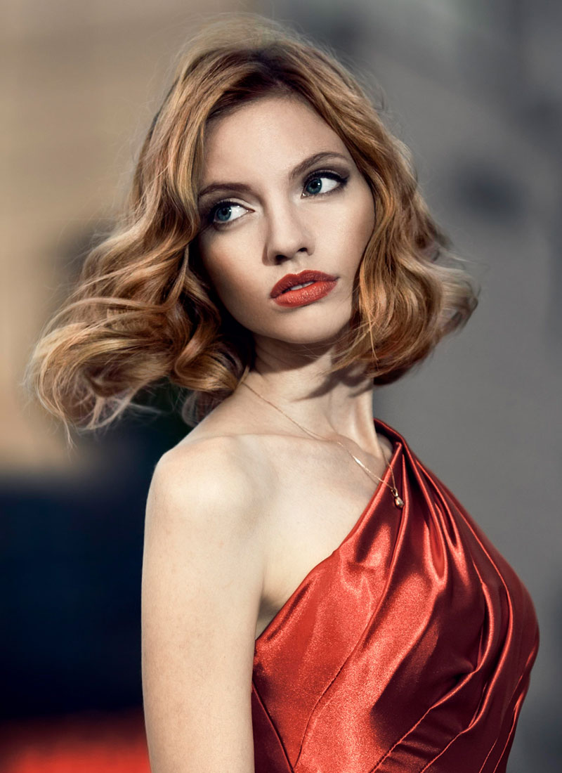 Romantische Wellen In Elegantem Long Bob Bob Frisuren Mit Locken