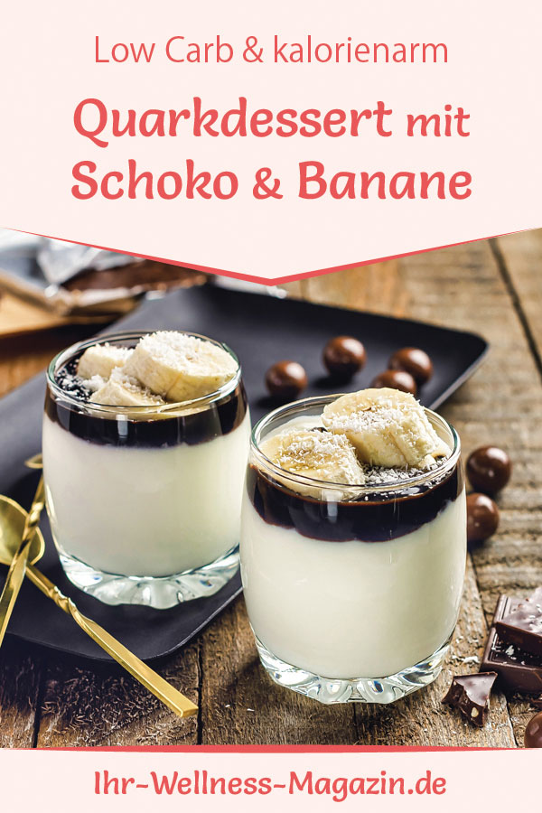 Quarkdessert mit Schokosauce und Banane - Low-Carb-Eiweiß-Rezept Quarkdessert mit Schokosauce und Banane - Low-Carb-Eiweiß-Rezept