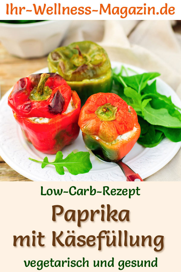 LowCarbPaprika mit Käsefüllung gesundes, vegetarisches Hauptgericht
