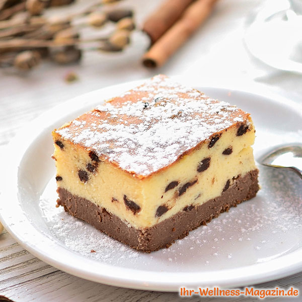 Low-Carb-Käsekuchen mit Schokoboden