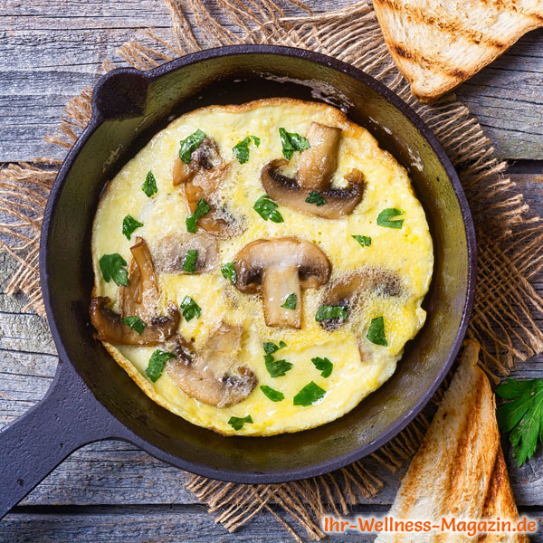 20 Low Carb Omelett-Rezepte - gesunde Eierspeisen zum Abnehmen